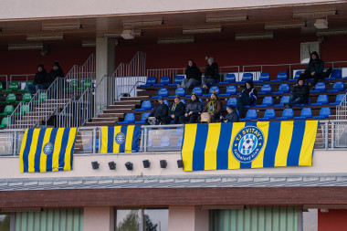 Jet jasnj derby ne na podzim. Glman Slovanu chytal se zlomenou elist